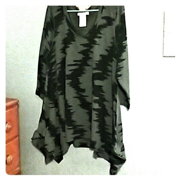 Philosophy Tops - Perfect for Fall!!! Shark Bite Style Blouse!!